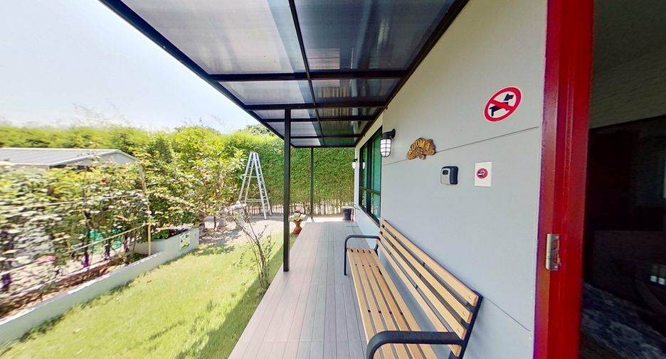 For sale 7 bedrooms villa in Saraphi, Chiang Mai