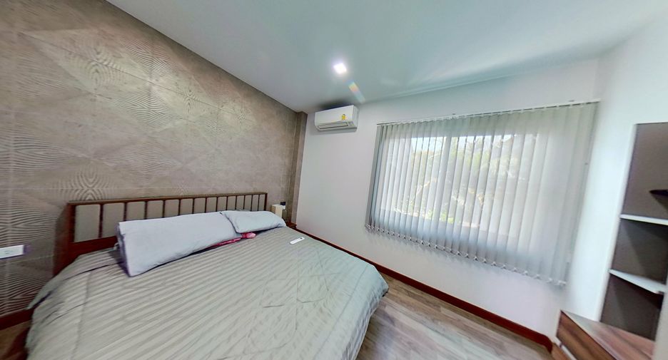For sale 7 bedrooms villa in Saraphi, Chiang Mai