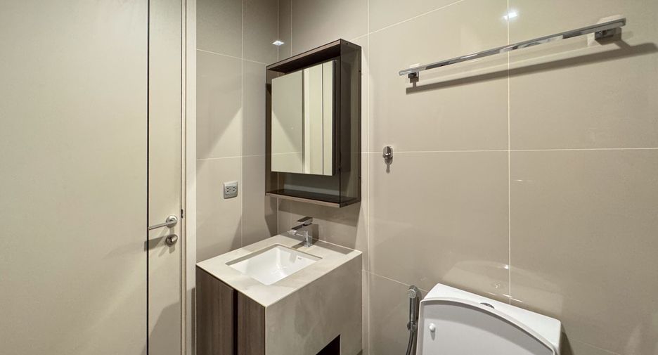For sale and for rent 1 bed condo in Phaya Thai, Bangkok
