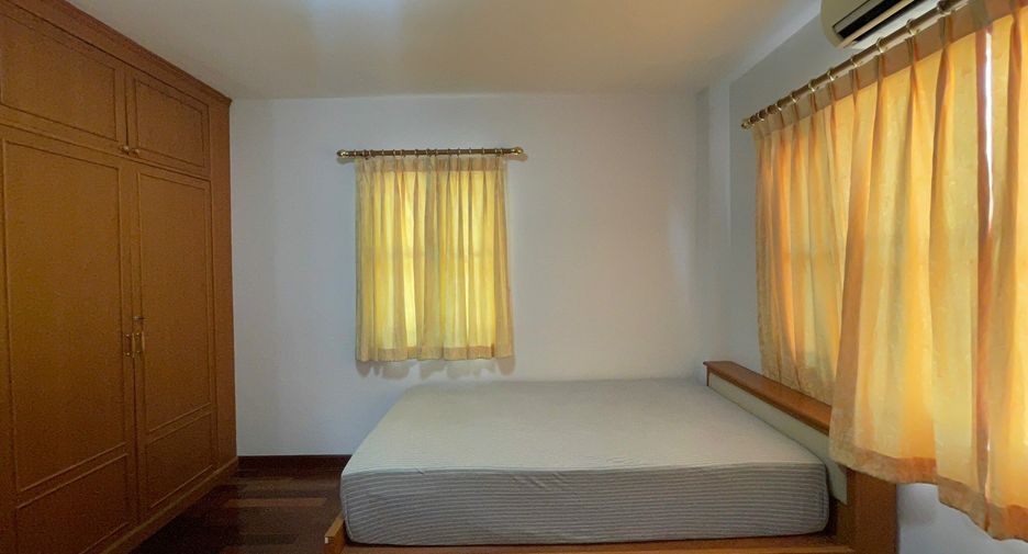 For sale 3 bedrooms house in Mueang Chiang Mai, Chiang Mai