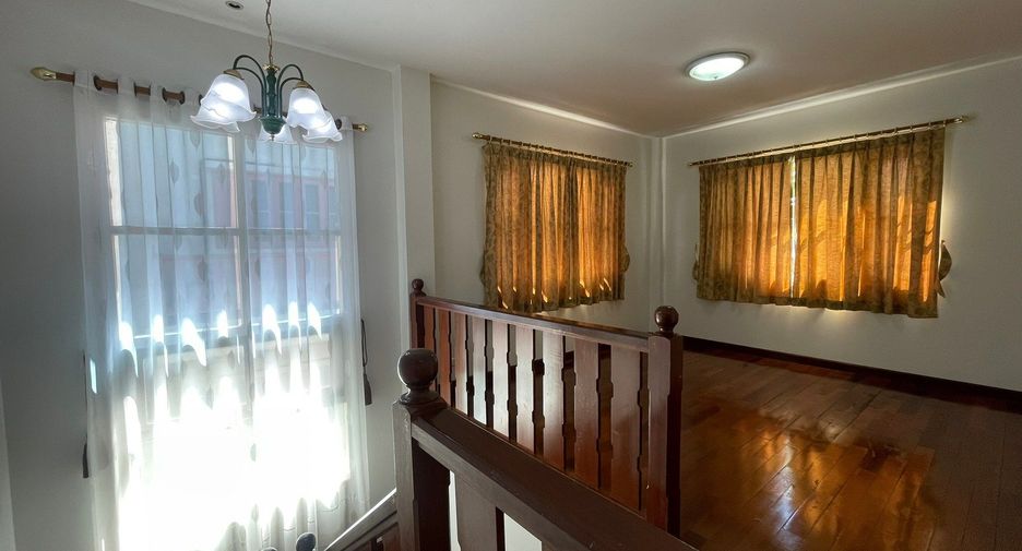 For sale 3 bedrooms house in Mueang Chiang Mai, Chiang Mai