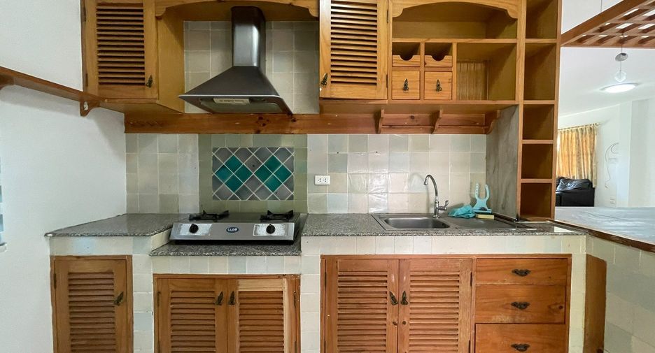 For sale 3 bedrooms house in Mueang Chiang Mai, Chiang Mai