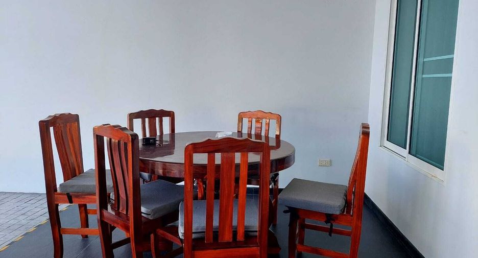For rent 5 ベッドルーム villa in Bang Lamung, Chonburi