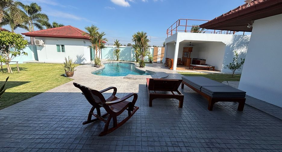 For rent 5 ベッドルーム villa in Bang Lamung, Chonburi