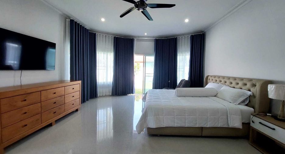 For rent 5 ベッドルーム villa in Bang Lamung, Chonburi