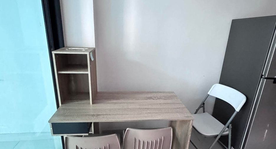 For rent 3 bedrooms townhouse in Hang Dong, Chiang Mai