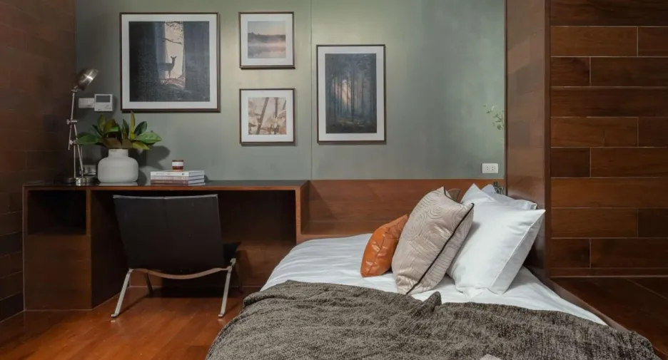 For sale 3 bedrooms condo in Phaya Thai, Bangkok