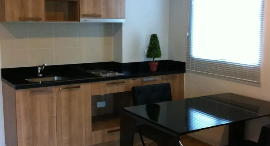 For sale 1 bed condo in Watthana, Bangkok