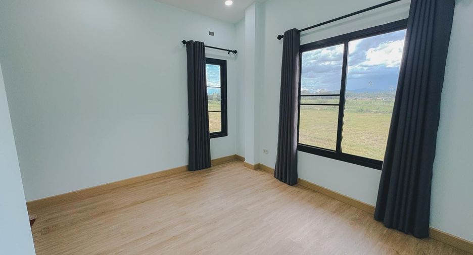 For rent 3 bedrooms house in San Sai, Chiang Mai