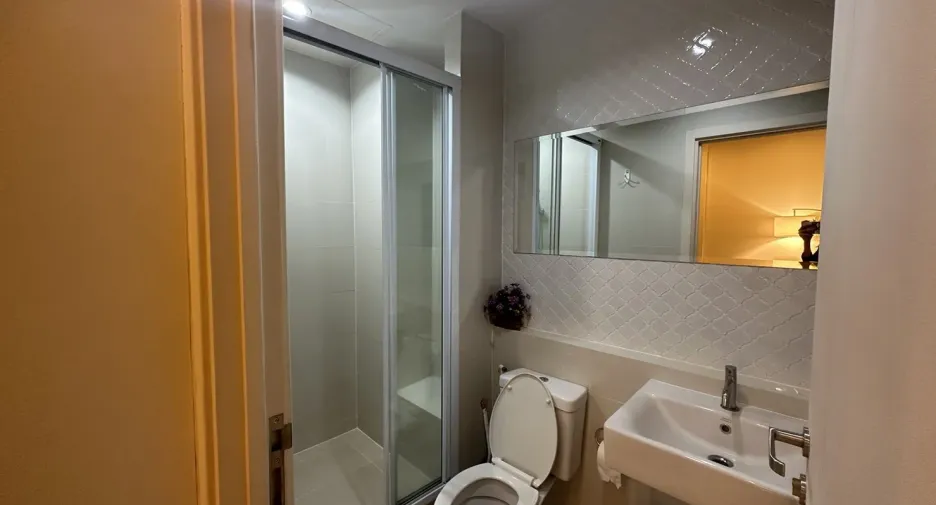 For rent 1 bed condo in Mueang Phuket, Phuket