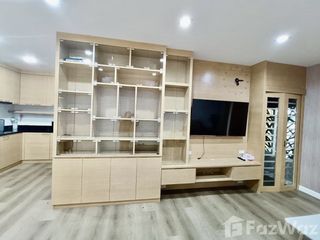 Casa adosada en alquiler de 2 habitaciones en Mueang Chiang Mai, Chiang Mai