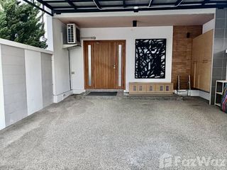 Casa adosada en alquiler de 2 habitaciones en Mueang Chiang Mai, Chiang Mai