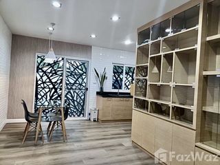 Casa adosada en alquiler de 2 habitaciones en Mueang Chiang Mai, Chiang Mai