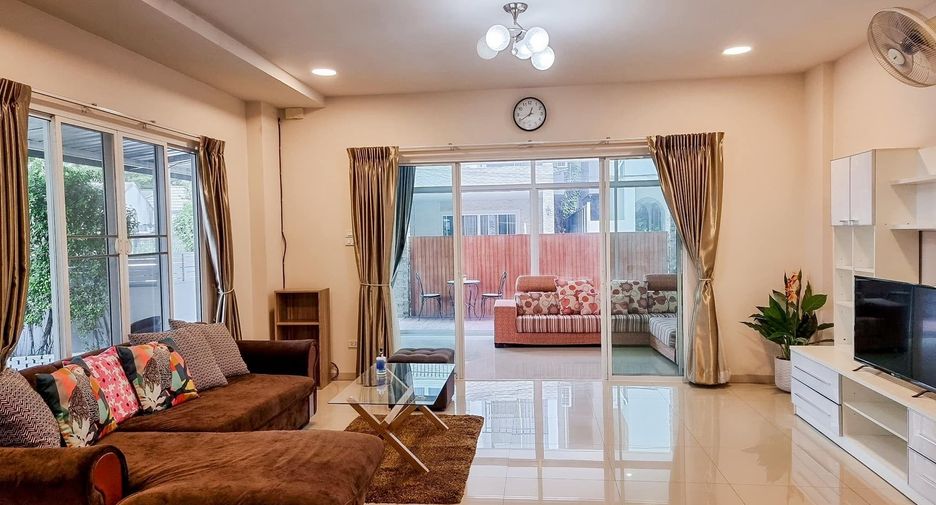 Casa en venta de 3 habitaciones en Mueang Chiang Mai, Chiang Mai