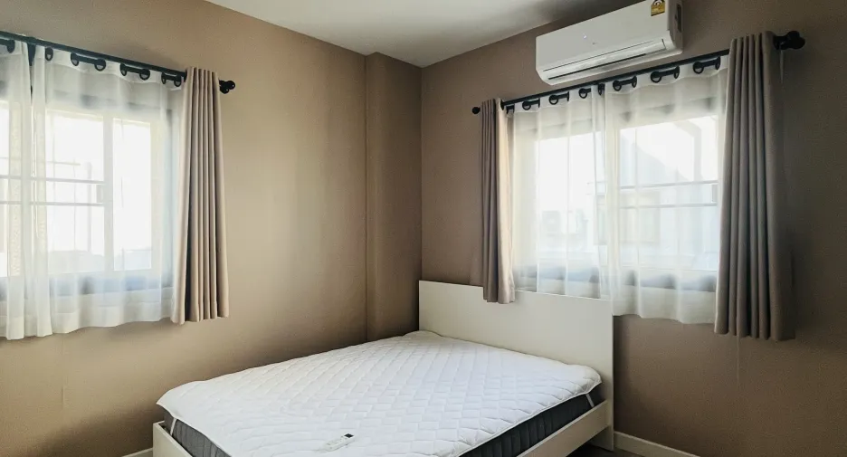 For rent 3 bedrooms house in San Sai, Chiang Mai