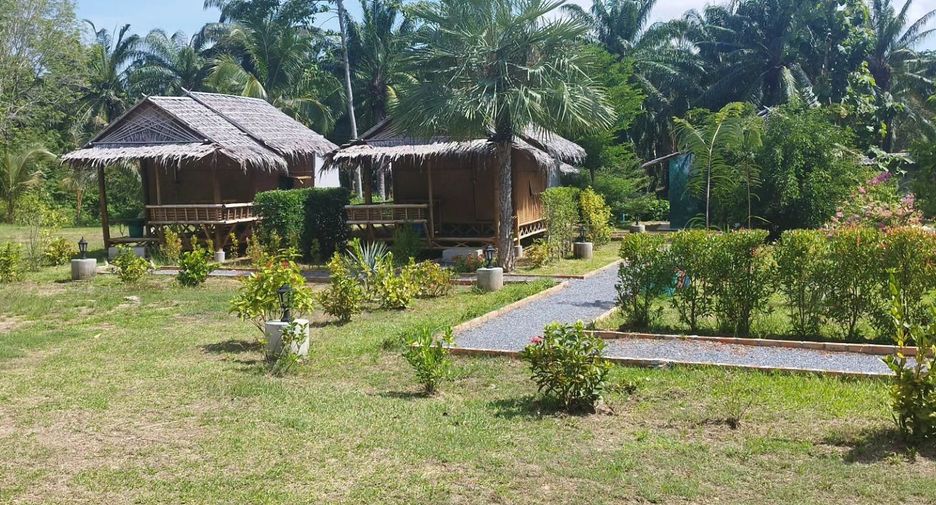 For sale 9 bedrooms hotel in Ko Lanta, Krabi