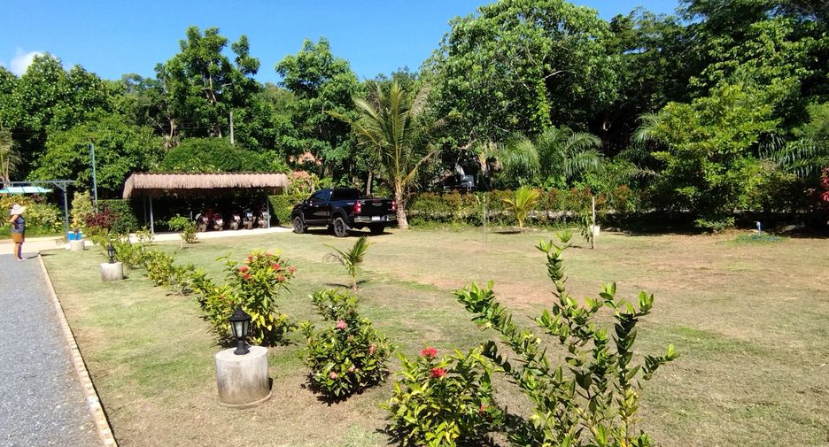 For sale 9 bedrooms hotel in Ko Lanta, Krabi