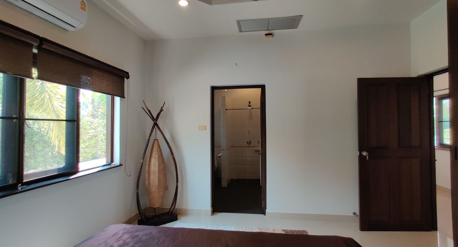 For rent 3 bedrooms villa in Hua Hin, Prachuap Khiri Khan