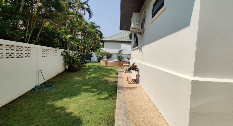 For rent 3 bedrooms villa in Hua Hin, Prachuap Khiri Khan