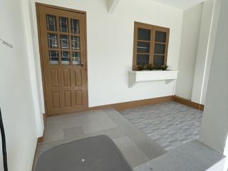Casa adosada en venta de 2 habitaciones en Mueang Chiang Mai, Chiang Mai
