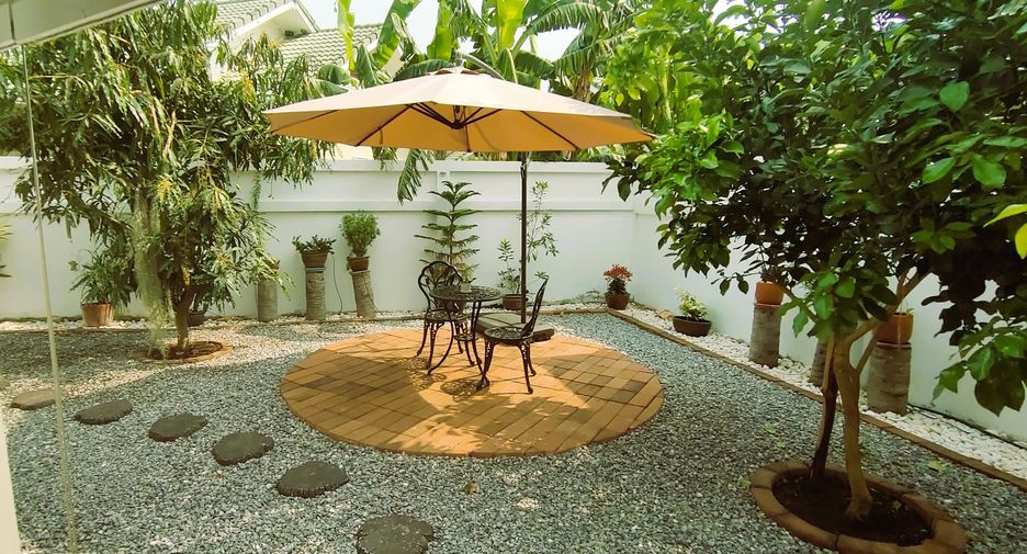 For sale 3 bedrooms villa in Hua Hin, Prachuap Khiri Khan