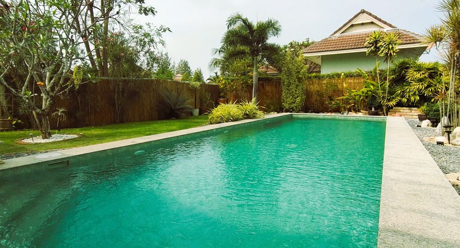 For sale 3 bedrooms villa in Hua Hin, Prachuap Khiri Khan