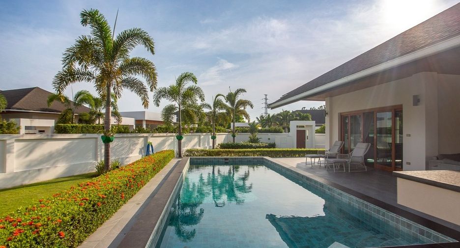 For sale 3 ベッドルーム villa in Hua Hin, Prachuap Khiri Khan