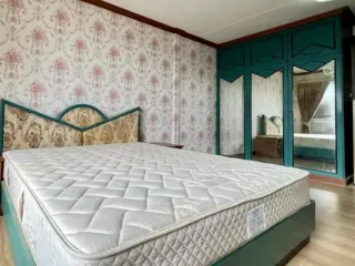 For sale studio condo in Yan Nawa, Bangkok