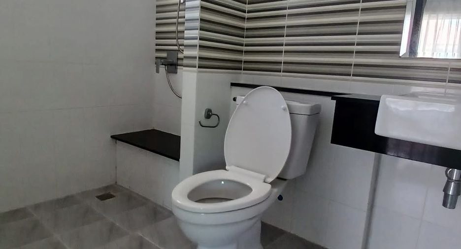 For rent 4 bedrooms house in Thalang, Phuket