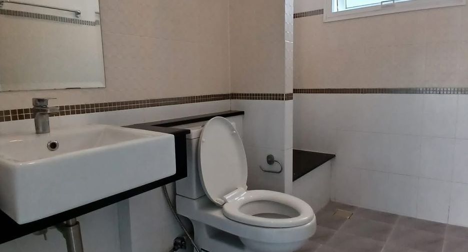 For rent 4 bedrooms house in Thalang, Phuket