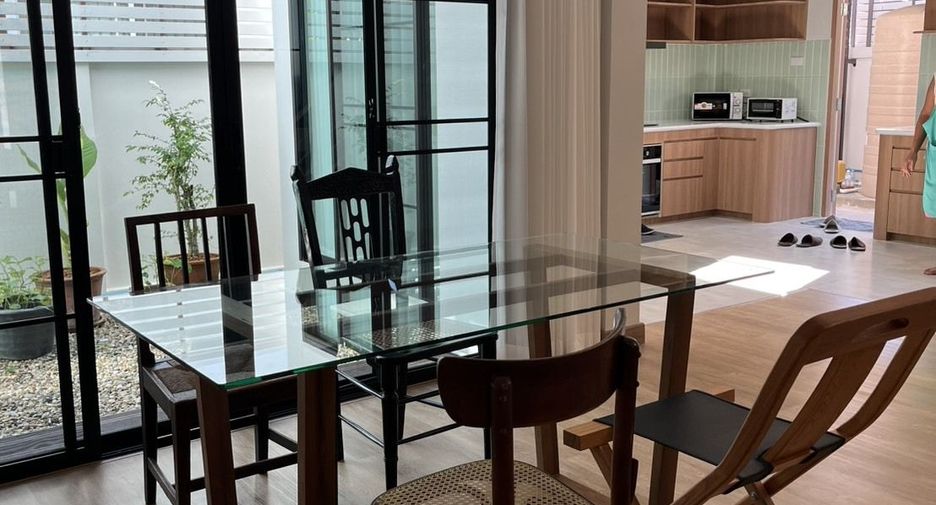 For rent 3 bedrooms house in Mueang Chiang Mai, Chiang Mai