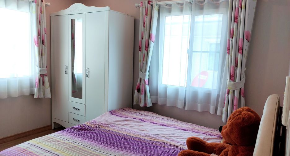 À vendre 3 chambres maison à San Kamphaeng, Chiang Mai