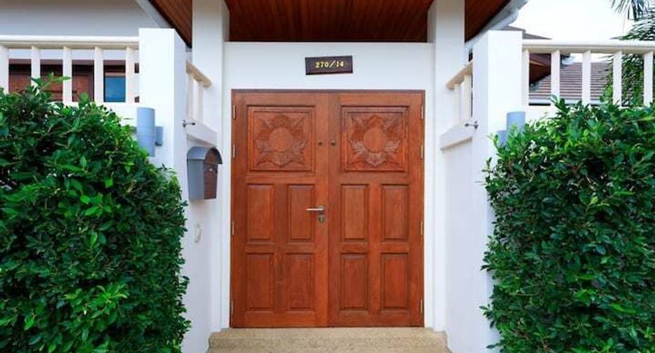 For rent 4 bedrooms villa in Hua Hin, Prachuap Khiri Khan