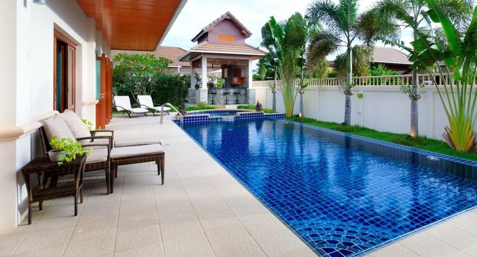 For rent 4 bedrooms villa in Hua Hin, Prachuap Khiri Khan