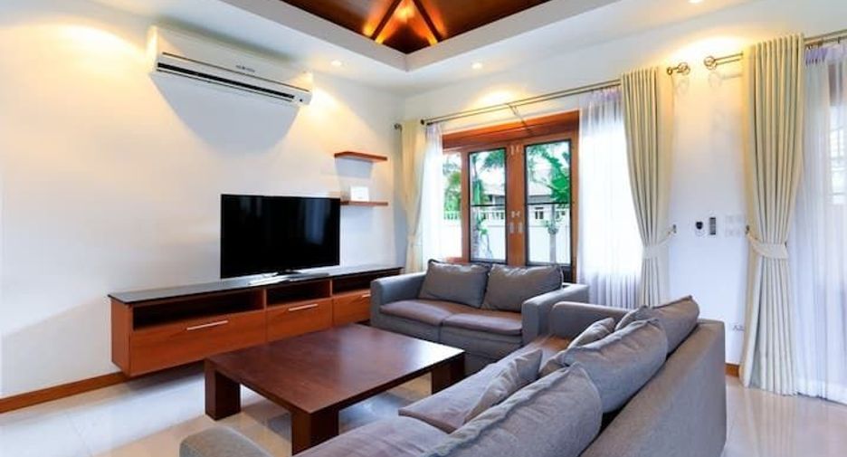For rent 4 bedrooms villa in Hua Hin, Prachuap Khiri Khan