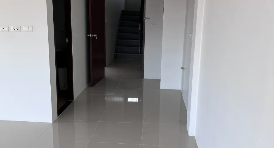 For sale 10 bedrooms retail Space in Mueang Phuket, Phuket