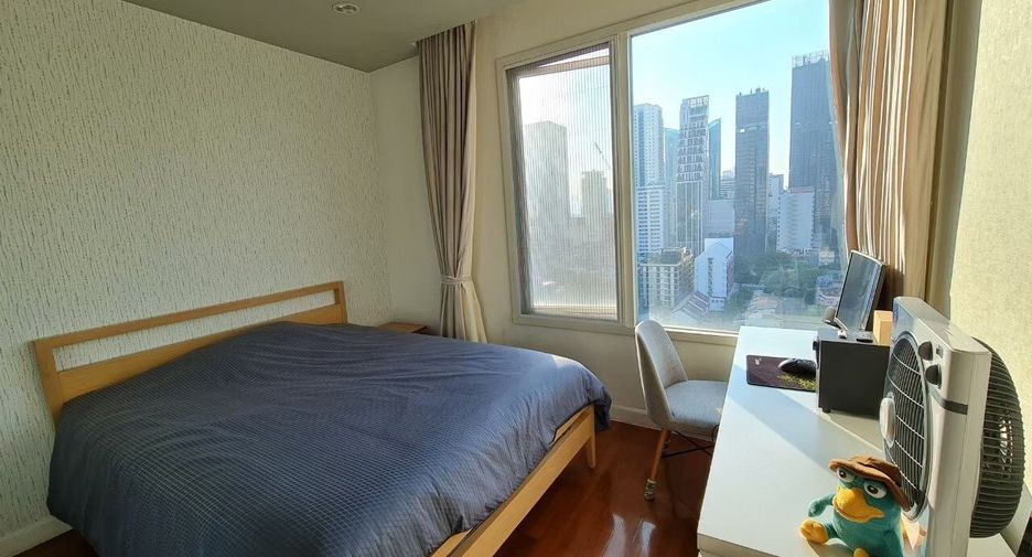 For sale 2 bedrooms condo in Watthana, Bangkok