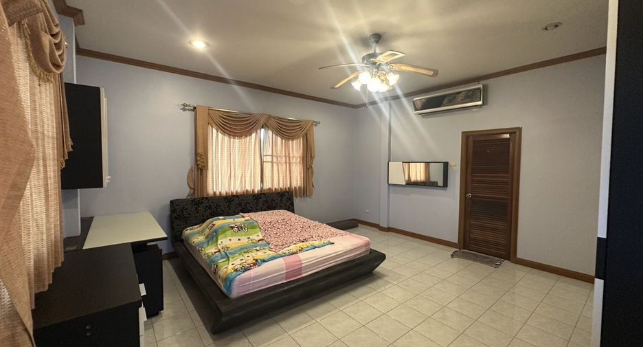 For sale and for rent 4 bedrooms villa in Bang Lamung, Chonburi