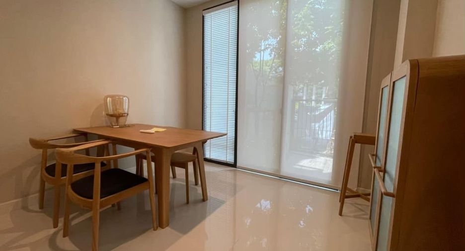 For sale and for rent 4 bedrooms house in Lat Phrao, Bangkok