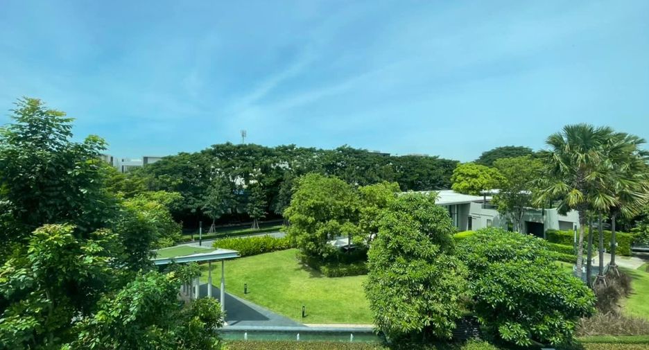 For sale and for rent 4 bedrooms house in Lat Phrao, Bangkok
