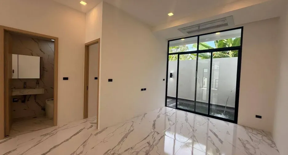 For sale 4 bedrooms apartment in Bang Lamung, Chonburi