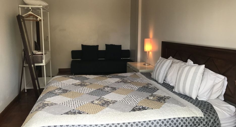 For rent 4 bedrooms townhouse in Hua Hin, Prachuap Khiri Khan