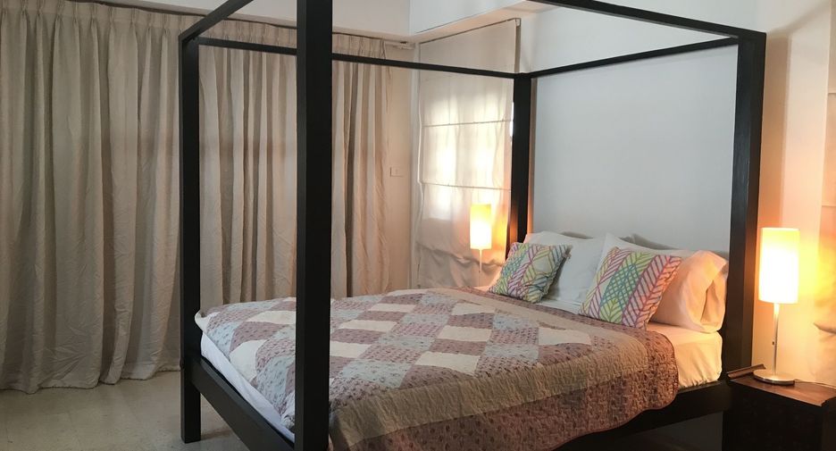 For rent 4 bedrooms townhouse in Hua Hin, Prachuap Khiri Khan