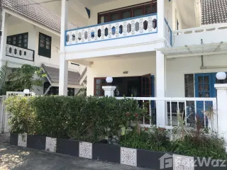 出租 4 卧室 联排别墅 在 华欣, 班武里府