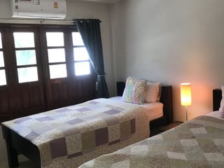 出租 4 卧室 联排别墅 在 华欣, 班武里府