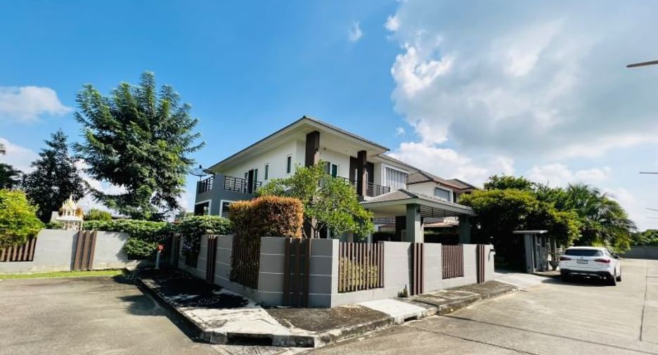 For sale 4 bedrooms house in Hang Dong, Chiang Mai