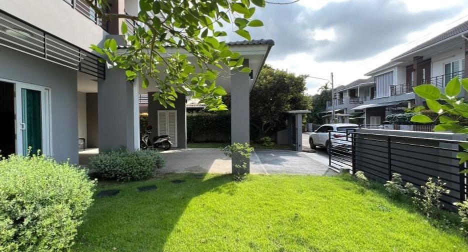 For sale 4 bedrooms house in Hang Dong, Chiang Mai