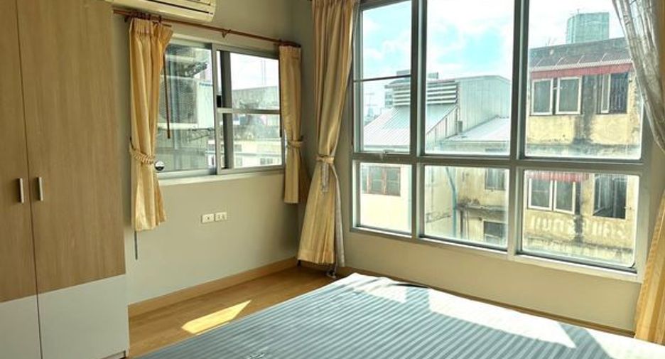 For sale 1 bed condo in Phaya Thai, Bangkok