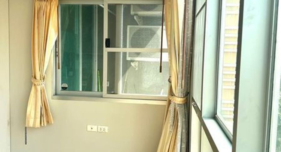 For sale 1 bed condo in Phaya Thai, Bangkok