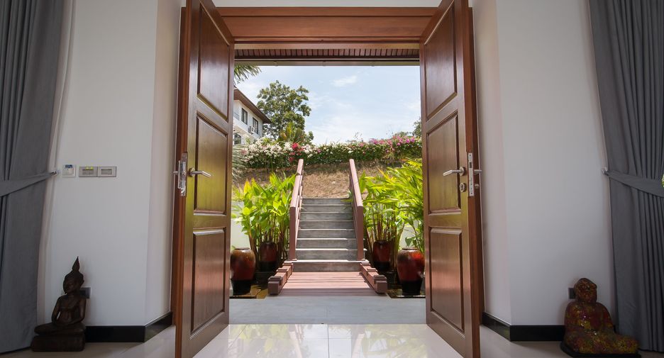 For rent 3 bedrooms villa in Ko Samui, Surat Thani
